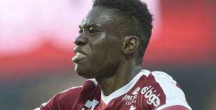 Исмаил Сар попадна на радара на Арсенал