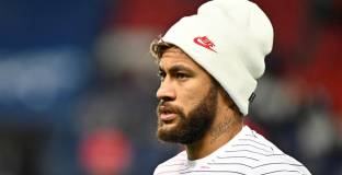 Фенове на Реал Мадрид към Неймар: 