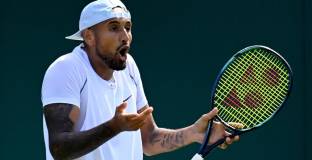  Кирьос: Джокович е малко бог