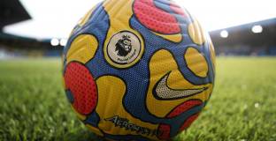  Проверяват играч на Арсенал за получаване на умишлен жълт картон