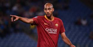 Нзонзи счупи пръст