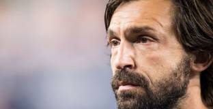 Пирло няма да напуска работата си в Sky заради националния 