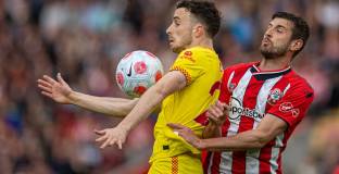 Ливърпул обърна Саутхемптън (видео)