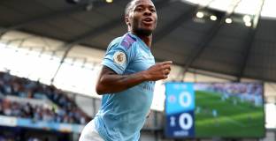 Стърлинг е близо до рекордна сделка с Puma