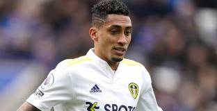  Барселона ще преговаря за Рафиня