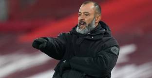 Санто: Не се справихме с натиска на Ливърпул