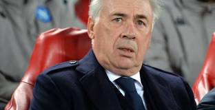 Евертън се дистанцира от слуховете за Анчелоти