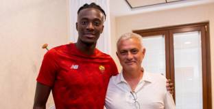 Моуриньо коментира трансфера на Ейбрахам