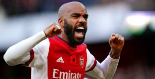 Лион се опитал да получи Лаказет