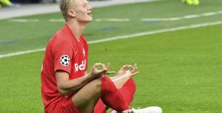 Холанд: Можем да победим Ливърпул 