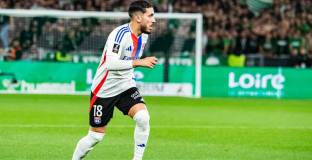 Слот се срещнал с Шерки