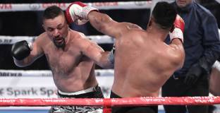 Паркър победи ФА