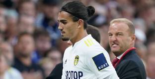 Страйк се извини на Елиът