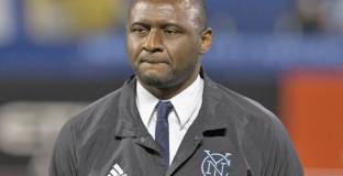 Виейра не е готов да тренира Арсенал 