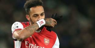 Барса и Арсенал се разбраха за Обамеянг