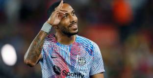 Обамеянг е аут за месец заради нападението