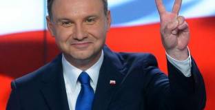 Президентът на Полша отказа да пътува за откриването на Мондиал 2018