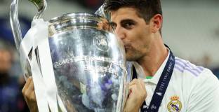  Донарума: Куртоа е най-добрият вратар в Европа