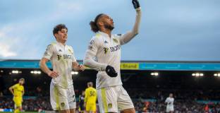 Лийдс - Брентфорд 2:2 