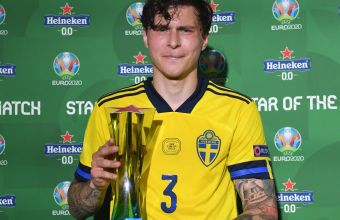 Линдельоф е играч на мача Испания - Швеция. 