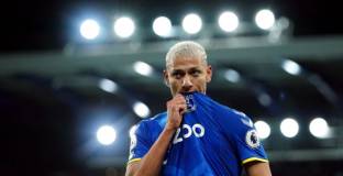 Евертън - Арсенал 2:1 