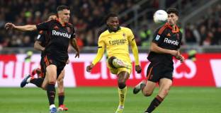 Леао спаси точката за Милан