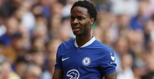 Невин предупреди Стърлинг, че ще остане без Световно