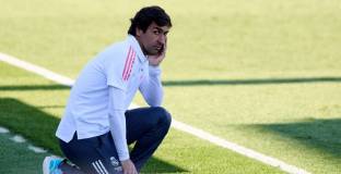 Реал обсъди с Раул евентуалното му назначаване за треньор