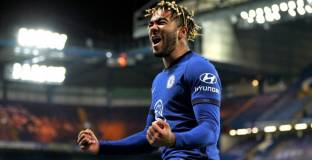 Челси съобщи на Сити, че Джеймс не се продава