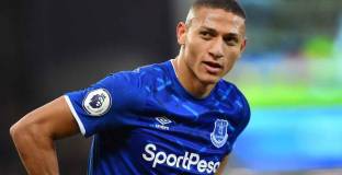 Евертън с победа в Лестър (видео)