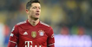  Лева: Холанд е различен тип играч от мен