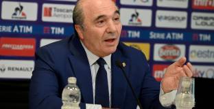  Комисо разкритикува Интер и Ювентус 