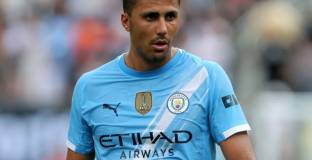 Пеп: Ман Сити се чувства по-уверено с Родри 