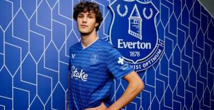 Евертън е на крачка от първия си летен трансфер