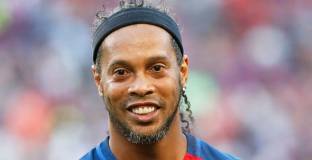 Конфискуваха три автомобила на Роналдиньо