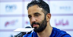 Ман Юнайтед поглежда към нападател на Челси 