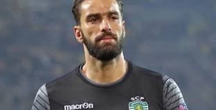 Наполи хвърли око на португалски национал 