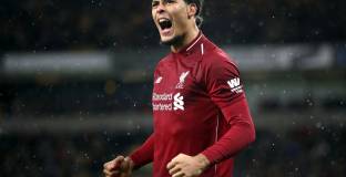 Ван Дайк призна, че е гласувал за Стърлинг