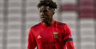 Арсенал обяви за трансфера на португалец