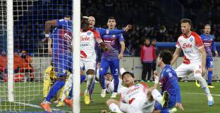 Наполи с още една крачка към титлата