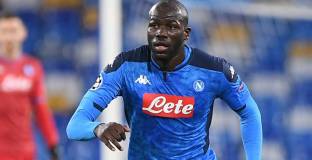 Кулибали е готов да остане в Наполи