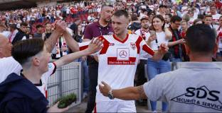  Уулвс се разбра за Калайджич