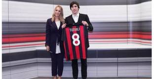 Тонали: Щастлив съм