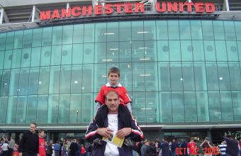 Малкият Кристиан Пулишич посещава Олд Трафорд. Годината е 2005-та. 