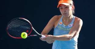 Томас Бах разговаря с Шуай Пън