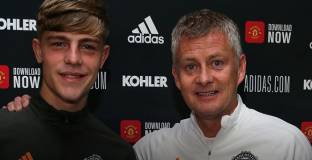 Ман Юнайтед продължи с Уилямс