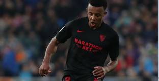 Реал Мадрид се интересува от защитник на Севиля