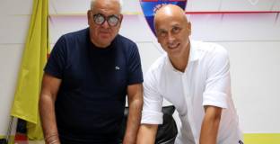 Корини оглави Лече