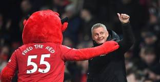 Ман Юнайтед е готов да продаде шестима