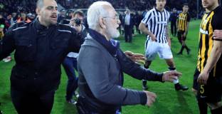 АЕК подаде жалба до УЕФА, ФИФА няма да се занимава със случая